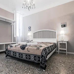 Ai Greci Residenza Quaggio Venice