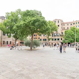Ca' Leoncino - Canal Front Venice